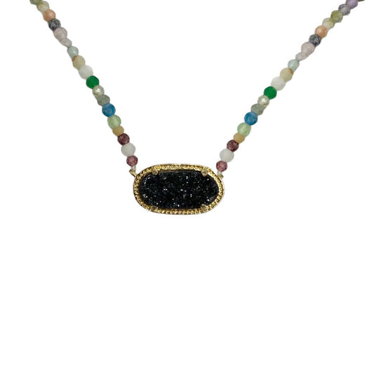 COLLAR CORTO DIJE CUARZO TITANIO.