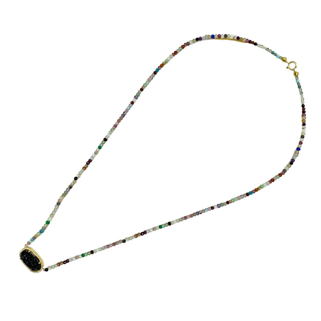 COLLAR CORTO DIJE CUARZO TITANIO.