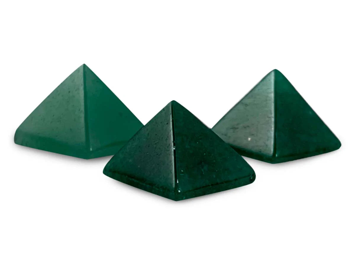 SET DE TRES PIRÁMIDES DE VENTURINA VERDE