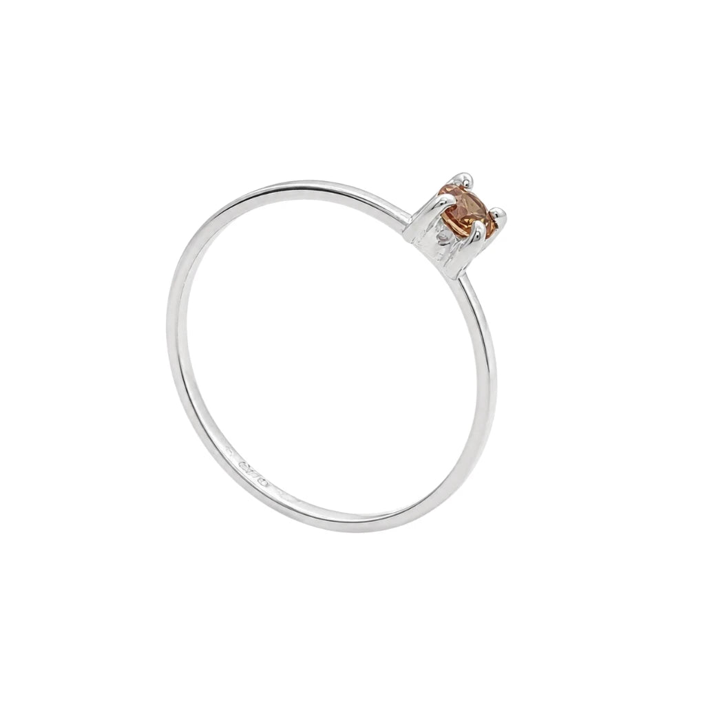 ANILLO DE PLATA .925 CON CENTRO ZAFIRO