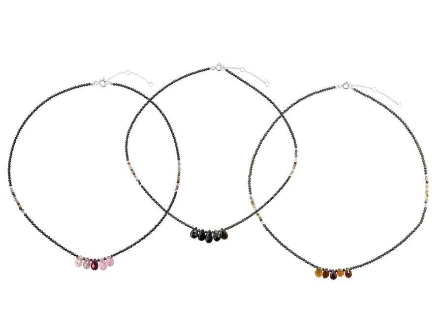 COLLAR PIEDRA LUNA NEGRA CON TURMALINA SANDIA