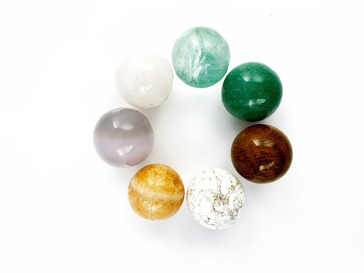 ESFERA DE CALCITA AMARILLA CHICA.