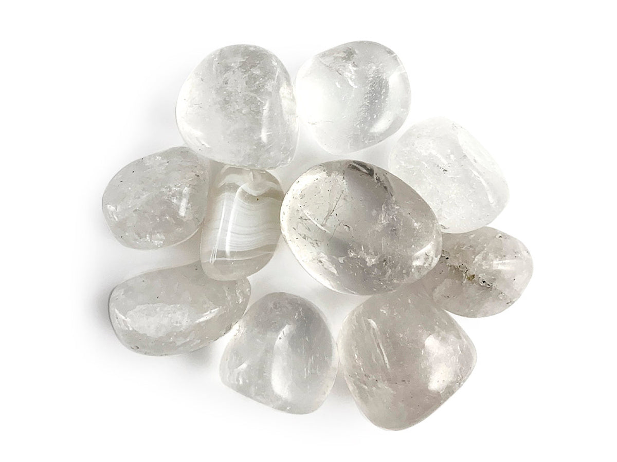 PAQUETE DE 10 PIEZAS DE TAMBORILEADO CUARZO BLANCO.