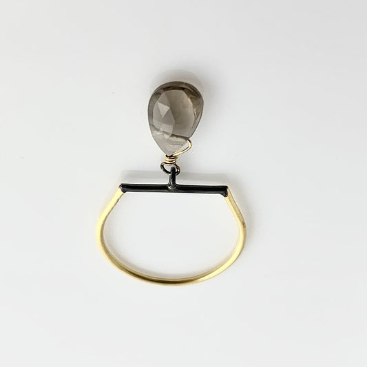 ANILLO DE PLATA Y CENTRO DE GOTA CUARZO AHUMADO