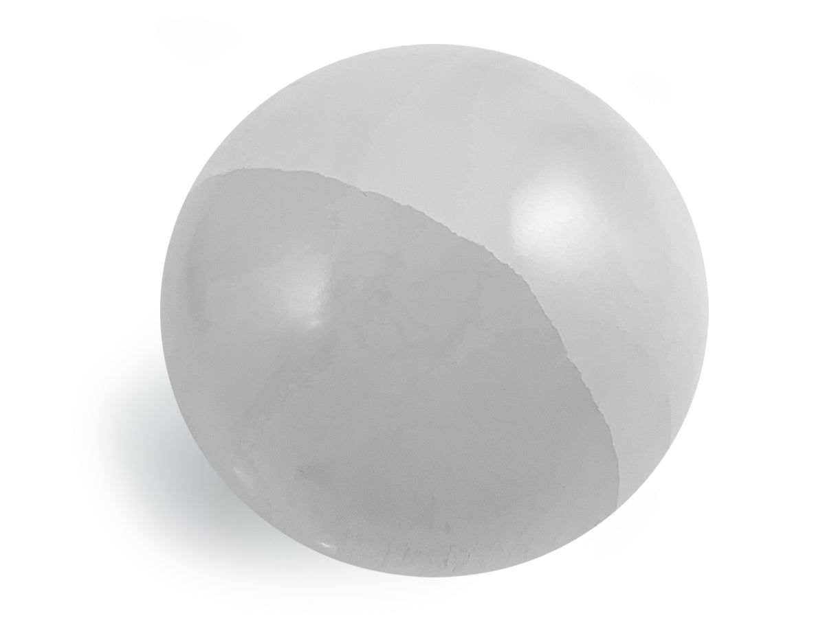 ESFERA DE SELENITA BLANCA CHICA.