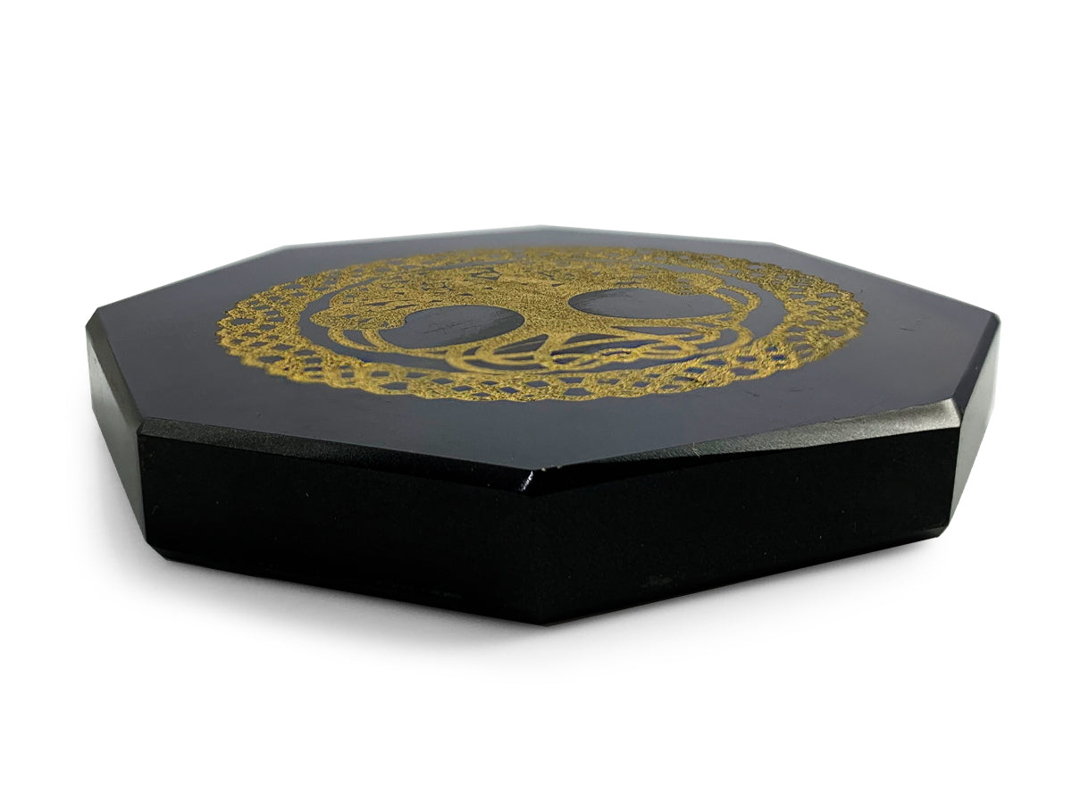 PLACA DE ÁGATA NEGRA CON GRABADO "ÁRBOL DE LA VIDA"