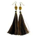 Aretes de Cráneo de Howlita Color Amarillo - vista lateral