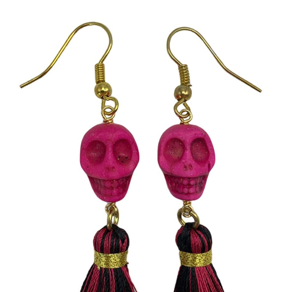 Aretes de Cráneo de Howlita Color Fucsia - aretes de piedra