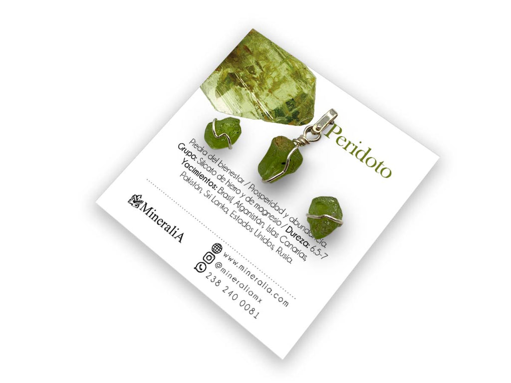 Set Dije y Aretes de Peridoto en Plata .925 - vista lateral