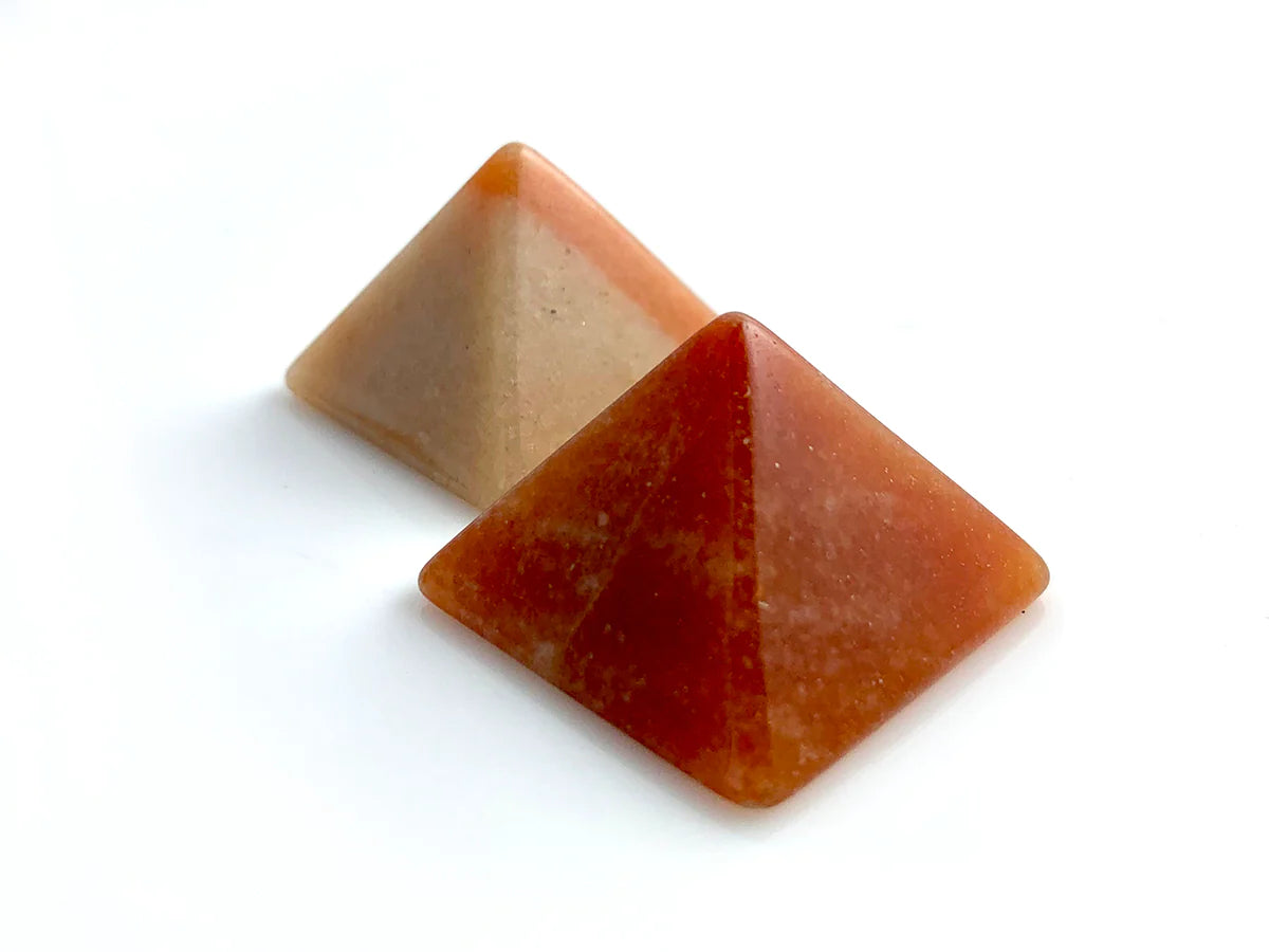 Pirámide de Aventurina Naranja Pulida y Brillada - en forma de pirámide