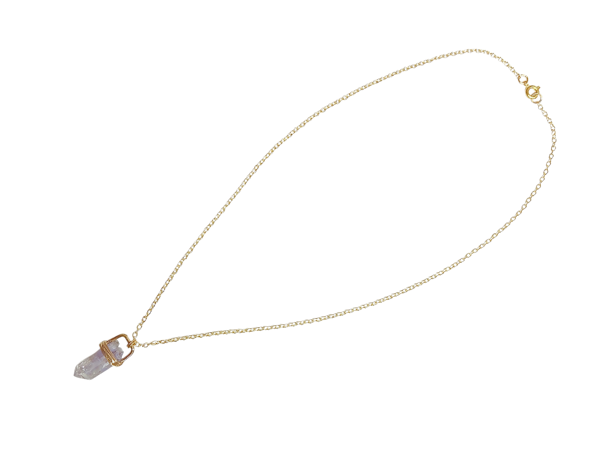 COLLAR DORADO CON CENTRO PUNTA AMATISTA