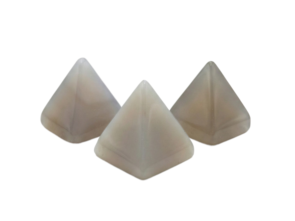 Set de Tres Pirámides de Ágata Botswana - en forma de pirámide