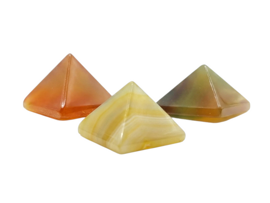 SET DE TRES PIRÁMIDES DE CORNALINA