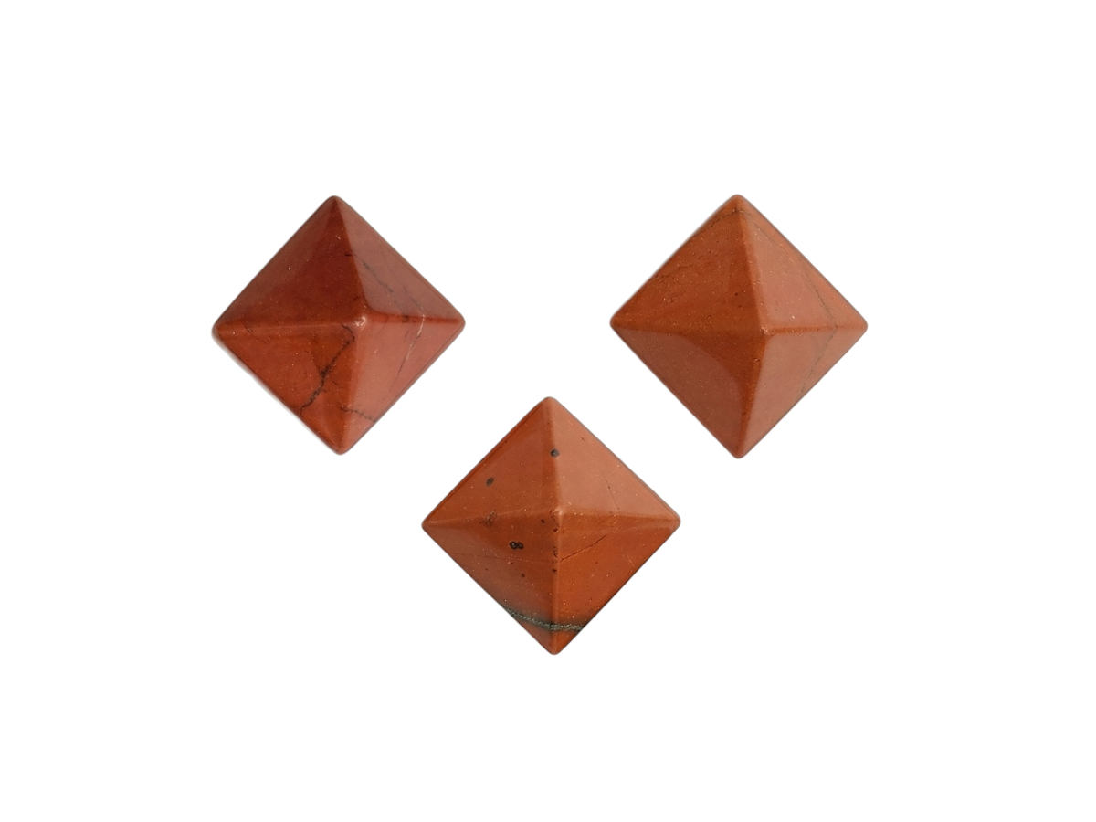 SET DE TRES PIRÁMIDES DE JASPE ROJO