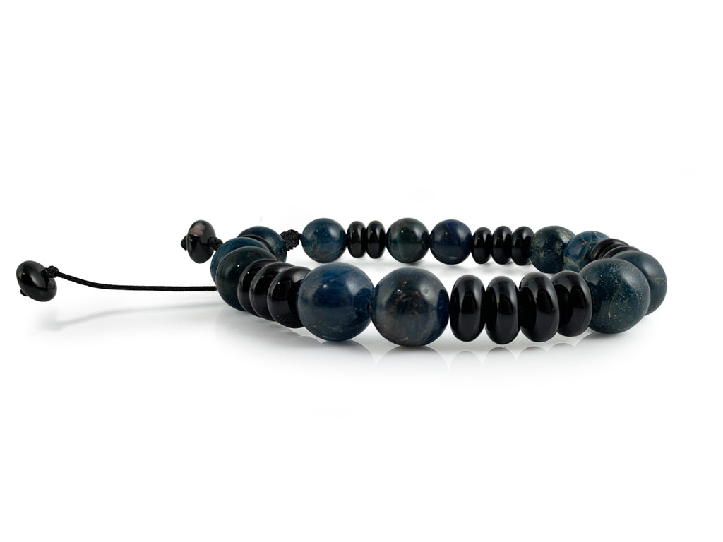 Pulsera Caballero de Ágata Negra con Apatito Azul - vista lateral