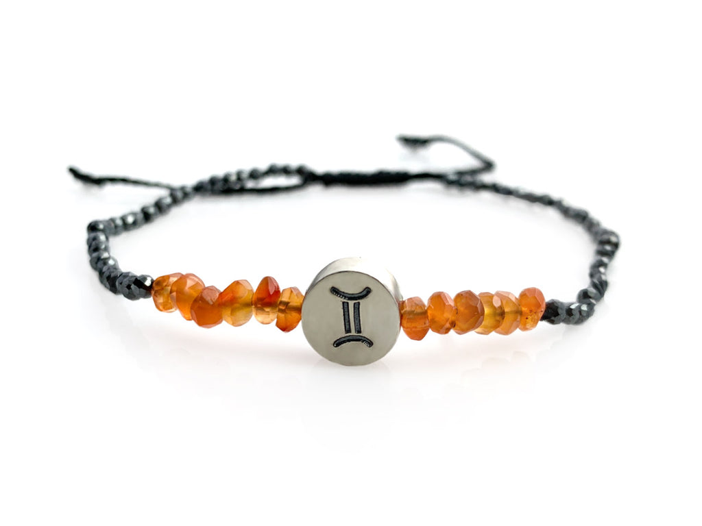 Pulsera del Zodiaco Géminis con Espinela y Cornalina - vista lateral