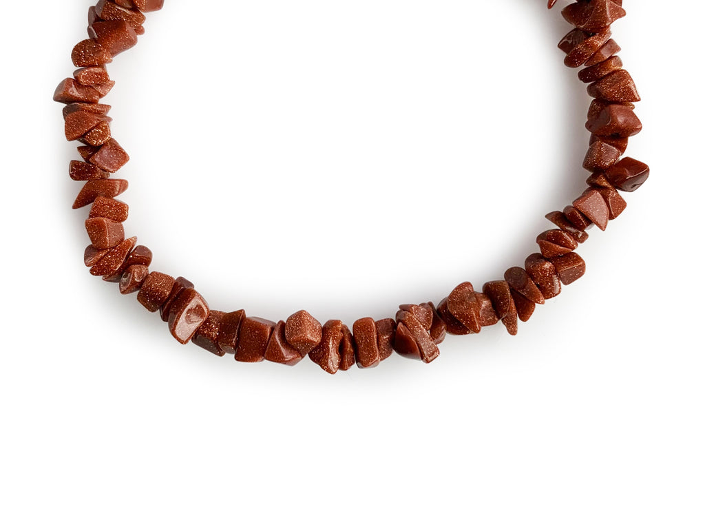 Pulsera Chips de Aventurina Dorada Hilo Elástico - detalle de textura y color