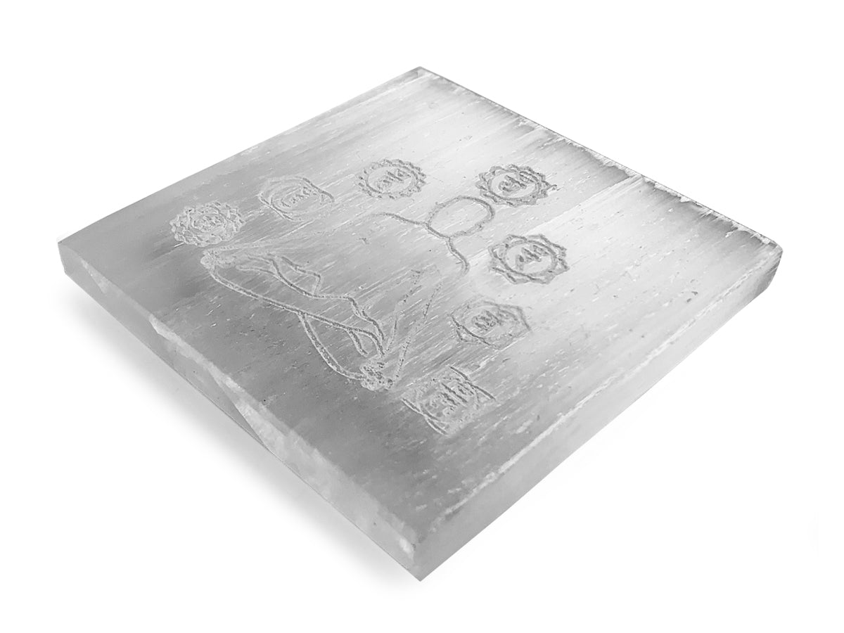 Placa de Selenita con Grabado Chakras - vista lateral