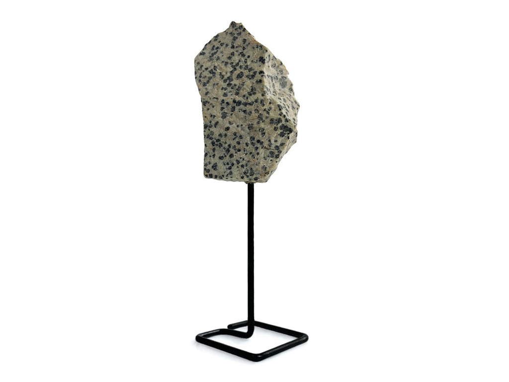 Pin Decorativo de Jaspe Dálmata en Base Metálica - vista lateral