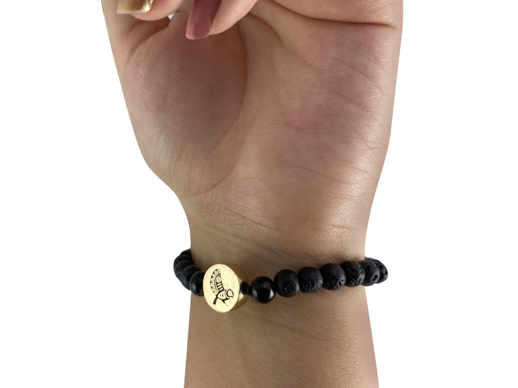 Pulsera Maya Búho de Ágata Negra y Piedra Volcánica - detalle de textura y color