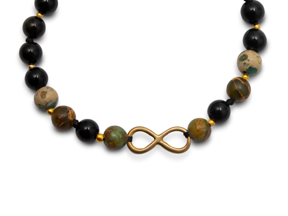Pulsera Infinito de Obsidiana para Caballero - detalle de textura y color