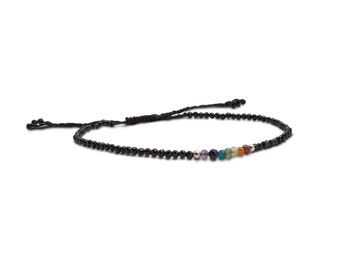 Pulsera Chakras de Espinela - detalle de textura y color